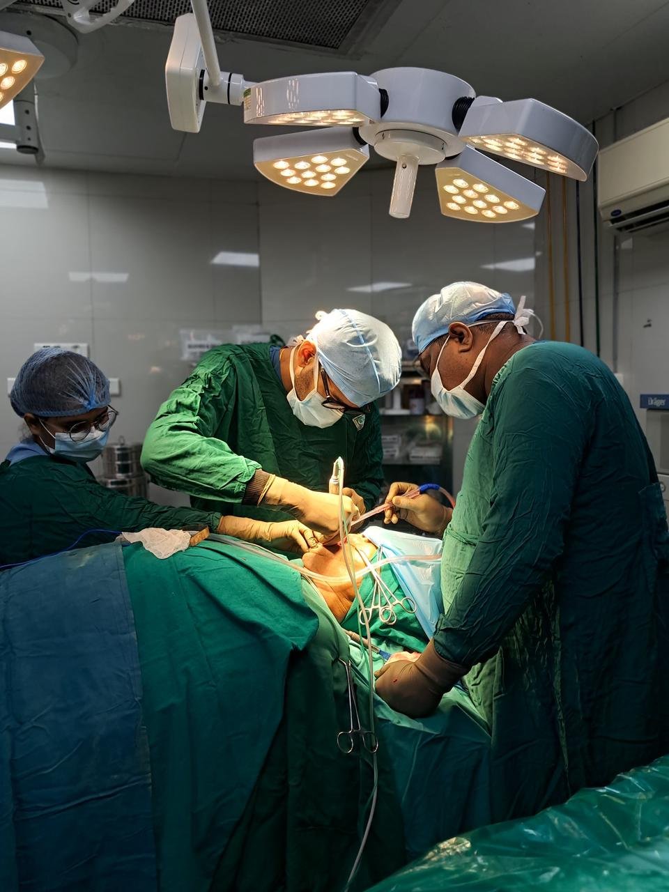 Advanced implant surgery suite at The Dental Ethics, Pune